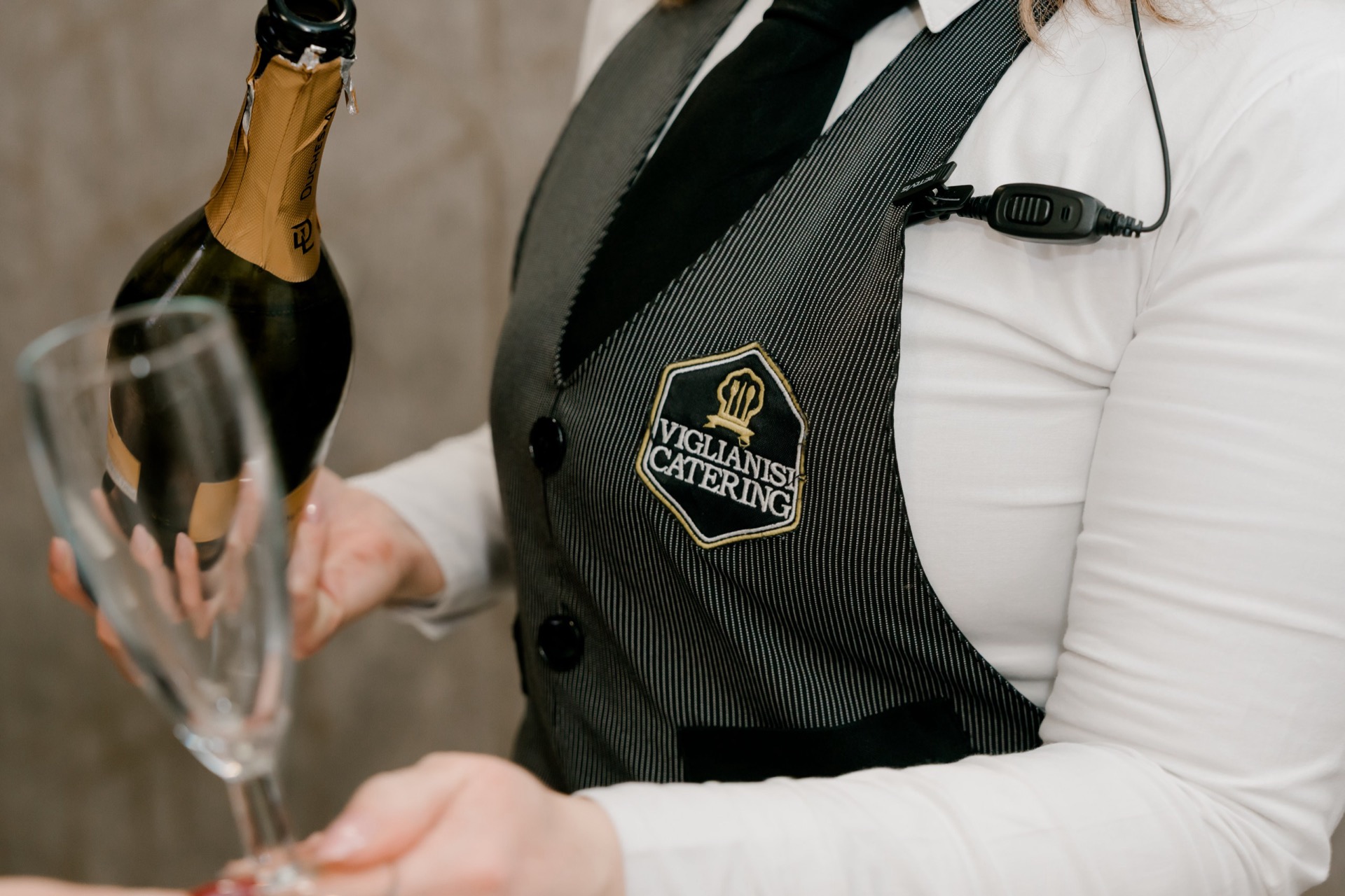 Team di Viglianisi Catering in divisa professionale